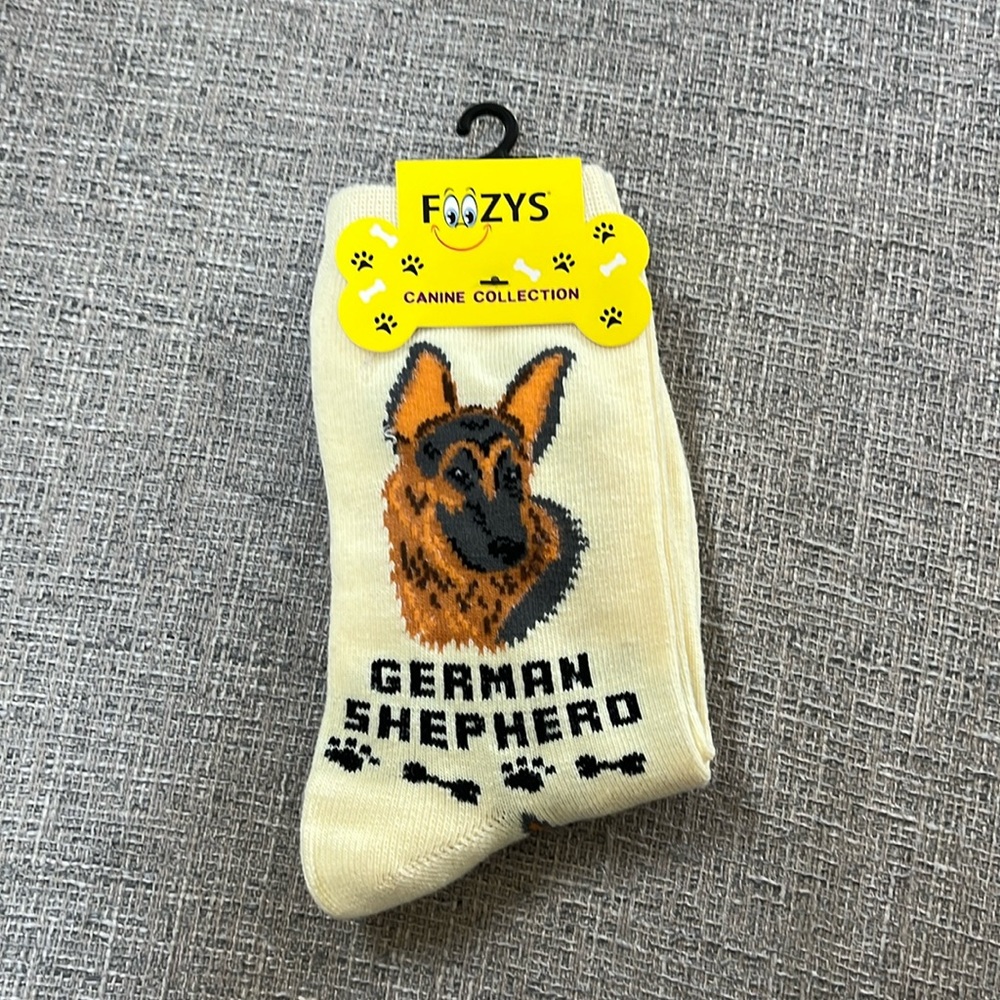 NWT Foozy canine collection- German shepherd